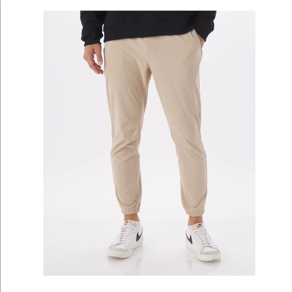 LEGENDS AVIATION JOGGER RIVER ROCK